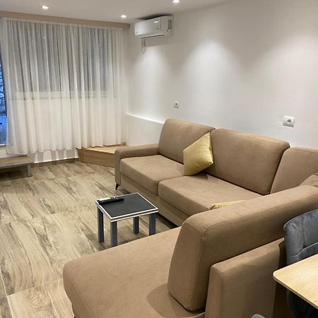 Apartaments Rraku Saranda Extérieur photo