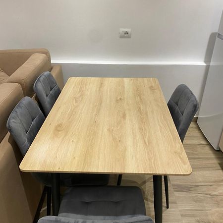 Apartaments Rraku Saranda Extérieur photo