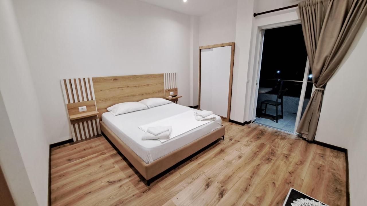 Apartaments Rraku Saranda Extérieur photo