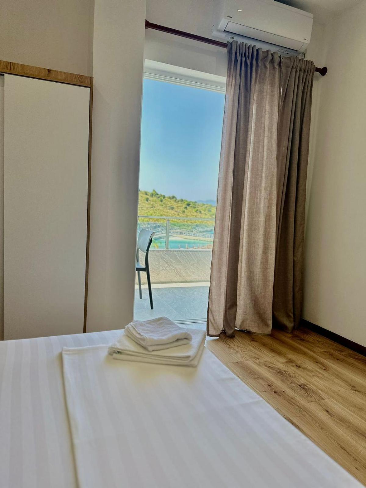 Apartaments Rraku Saranda Extérieur photo