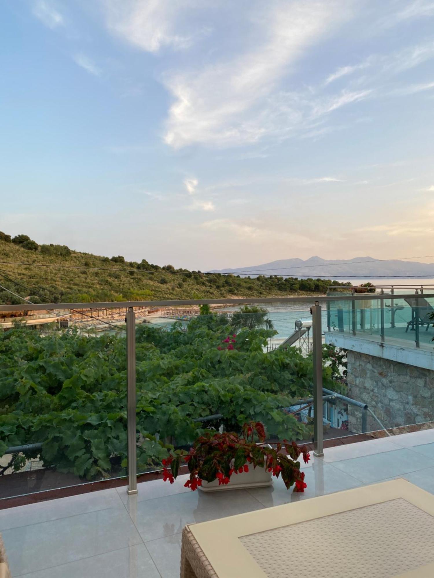Apartaments Rraku Saranda Extérieur photo