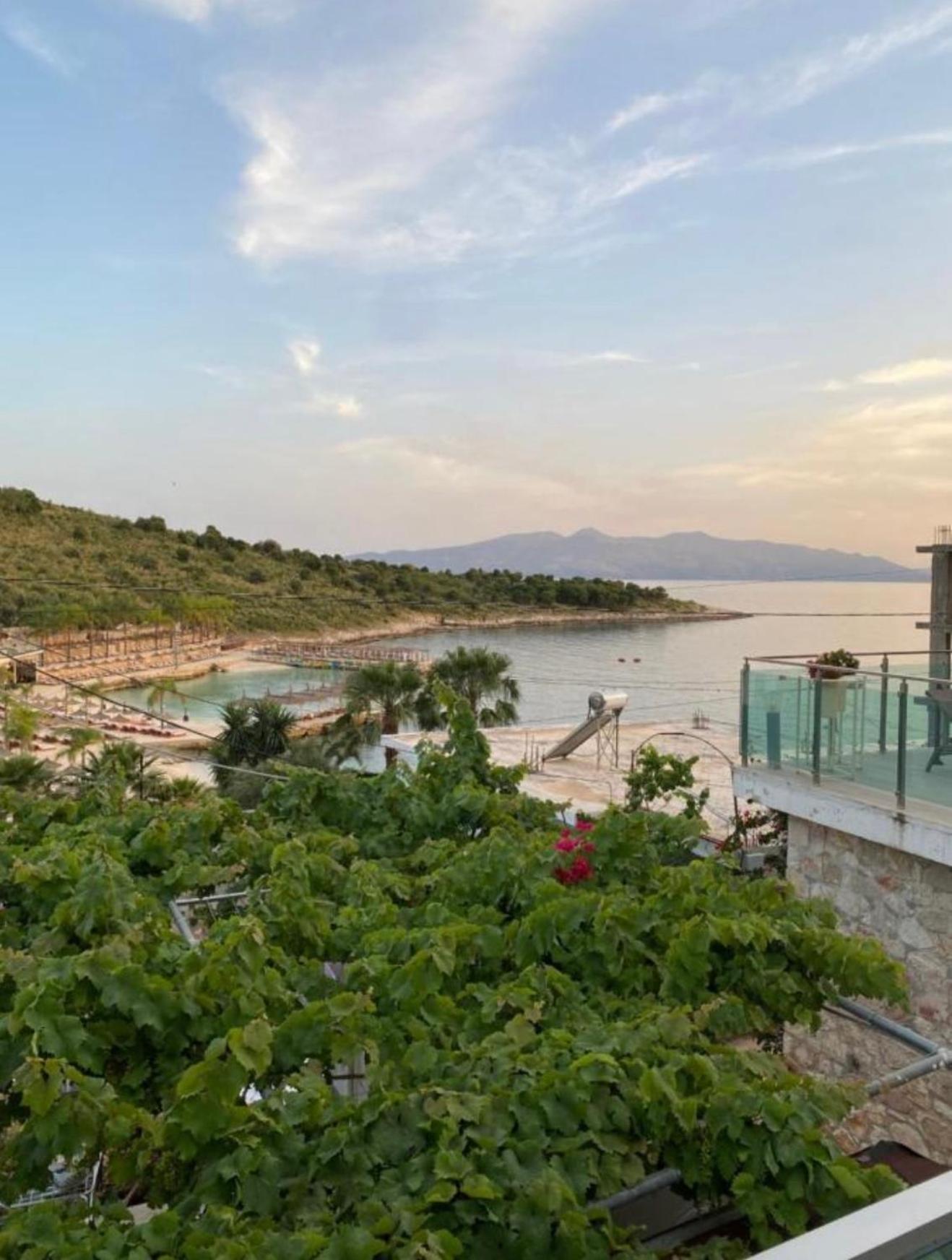 Apartaments Rraku Saranda Extérieur photo
